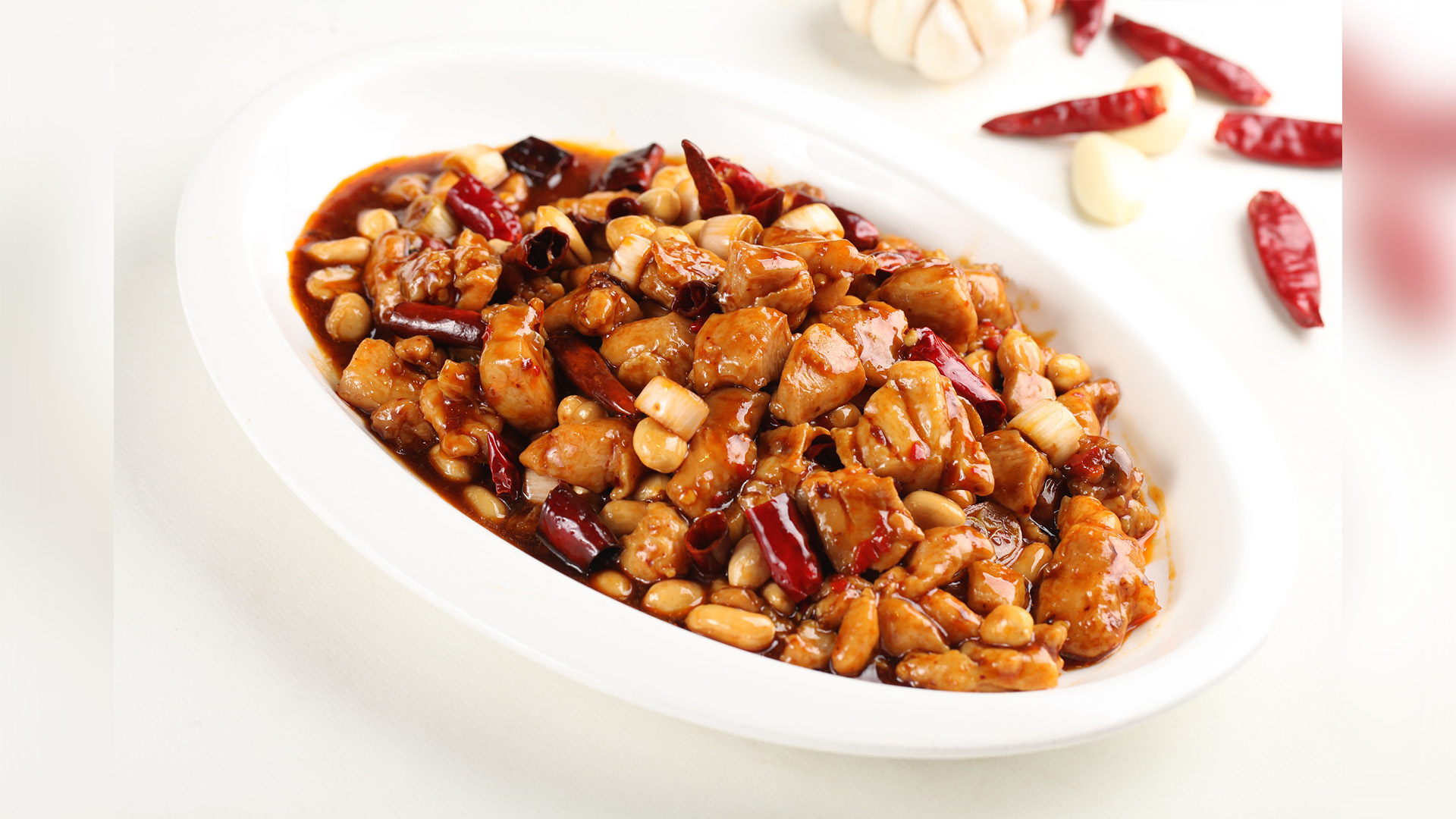 курица гунбао. гунбао цзидин. гунбао. филе по гунбао. курочка гунбао.